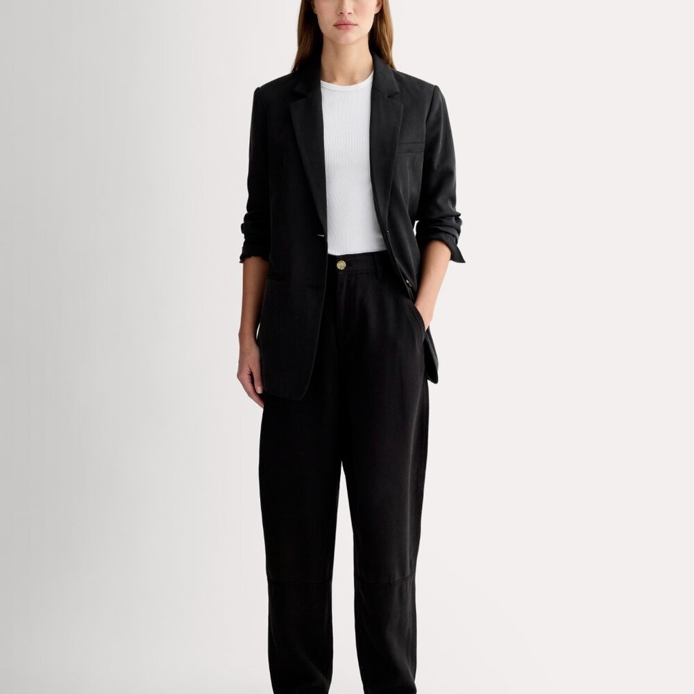 Everlane Women's Chino in Buttersoft in Black, Size 2
